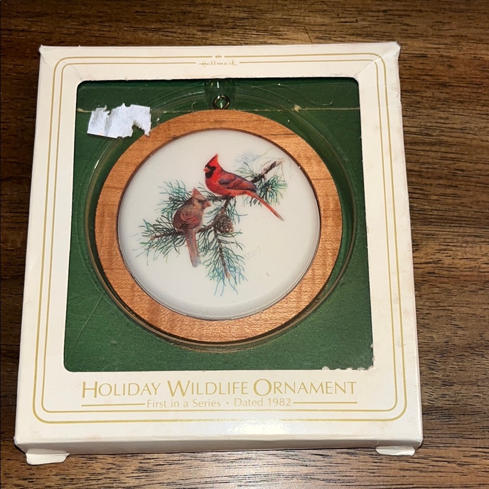 Hallmark Vintage Holiday Wildlife Ornament w Cardinal dated 1982